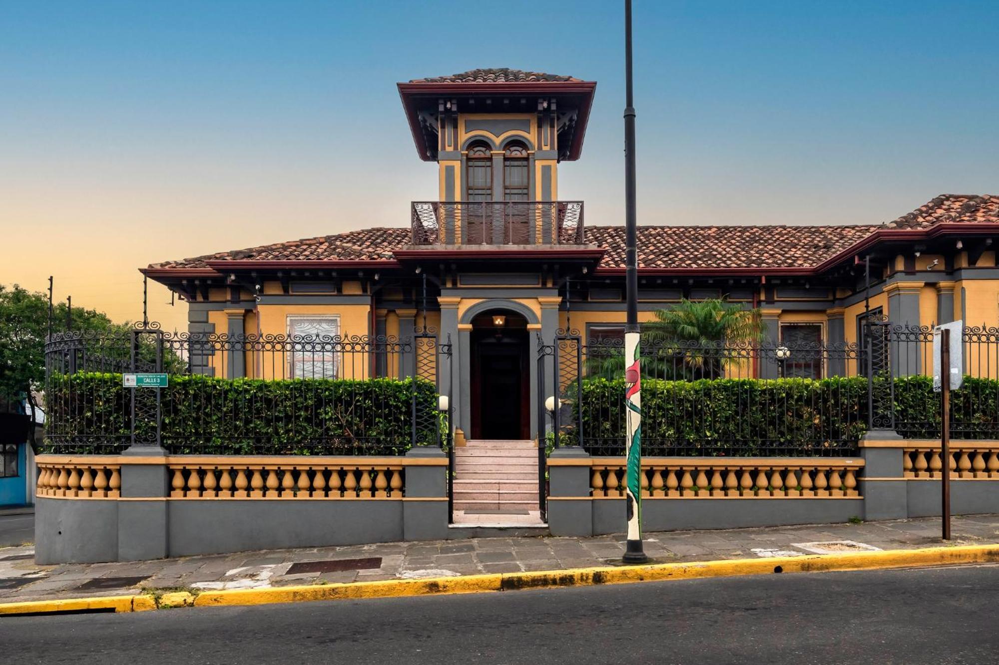 Hotel Majestad Σαν Χοσέ Εξωτερικό φωτογραφία